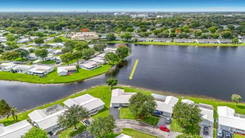 8504 NW 14th Street, Plantation FL - photo 8 of 73