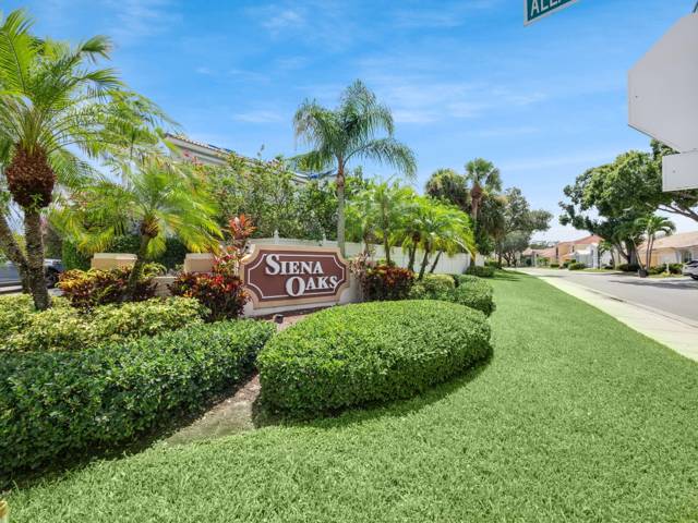 Siena Oaks