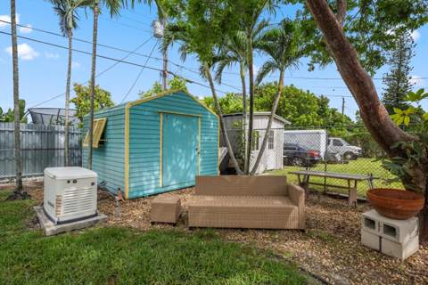 2179 Pepper Road, West Palm Beach FL - photo 21 of 28