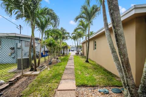 2179 Pepper Road, West Palm Beach FL - photo 20 of 28