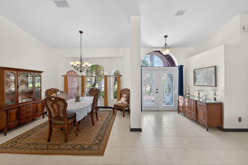 4 bedroom Single Family Residence at 1541 SW Underwood Avenue, Port St Lucie Section 31, Port St. Lucie — photo 5