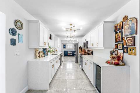 581 NW 13th Drive, Boca Raton FL - photo 9 of 39