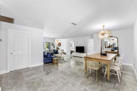581 NW 13th Drive, Boca Raton FL - photo 14 of 39