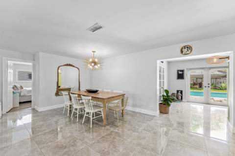 581 NW 13th Drive, Boca Raton FL - photo 15 of 39