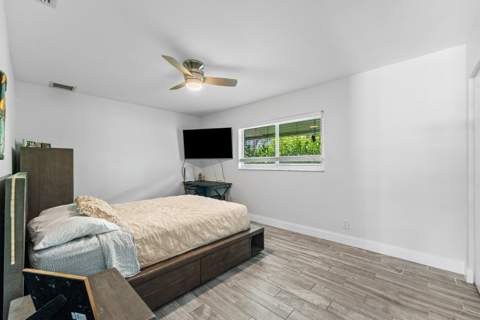 581 NW 13th Drive, Boca Raton FL - photo 21 of 39