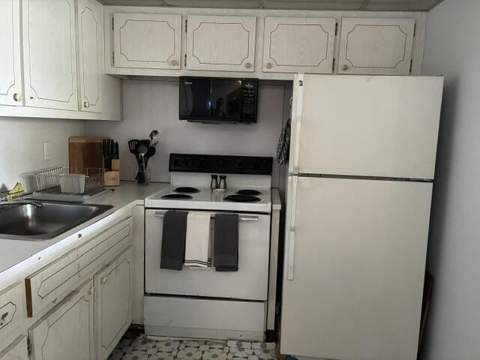 620 Horizon #202, Boynton Beach FL - photo 9 of 21