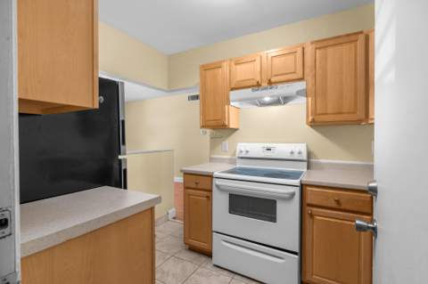 2171 NE 66th Street #812, Fort Lauderdale FL - photo 11 of 38