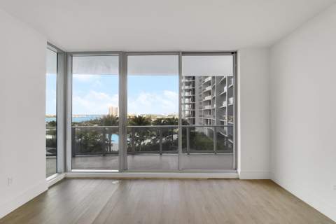 220 Lake Shore Drive #815, Lake Park FL - photo 17 of 98