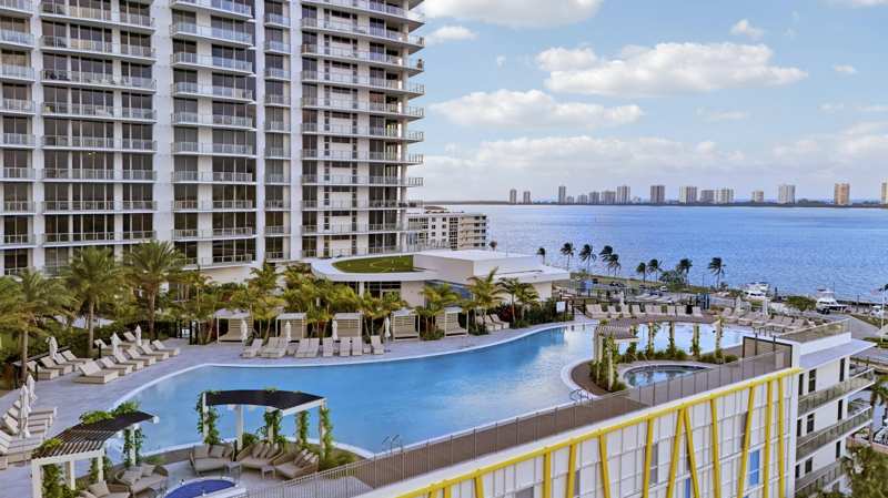 2 bedroom Condominium at 220 Lake Shore Drive #815, Nautilus 220 Condo, Lake Park — photo 1