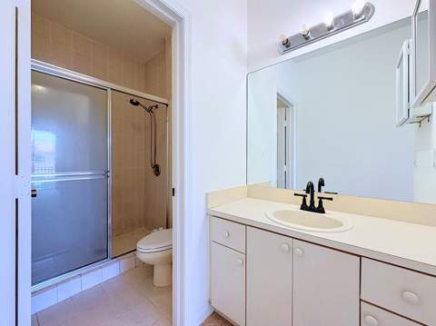 2154 Anchor Court, Dania Beach FL - photo 23 of 40