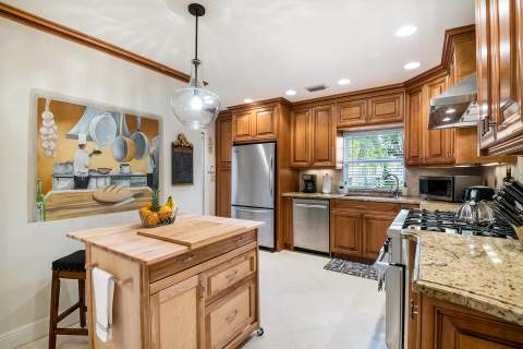 1755 E Terra Mar Drive, Lauderdale-By-The-Sea FL - photo 7 of 48