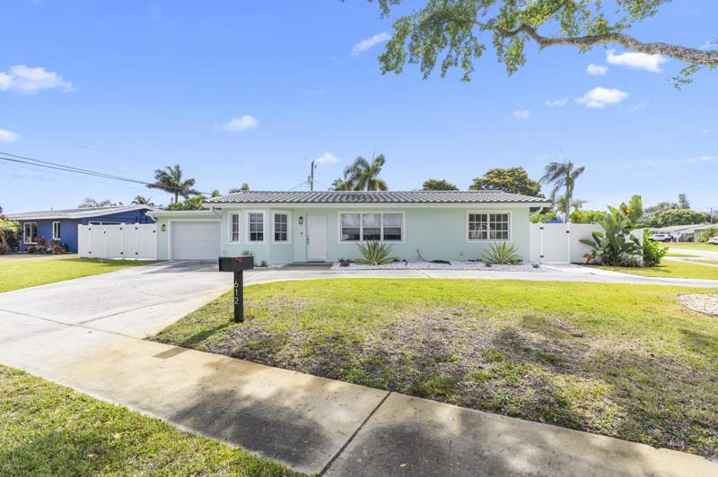 3 bedroom Single Family Residence at 612 SE 10th Avenue, The Cove , Deerfield Beach — photo 4