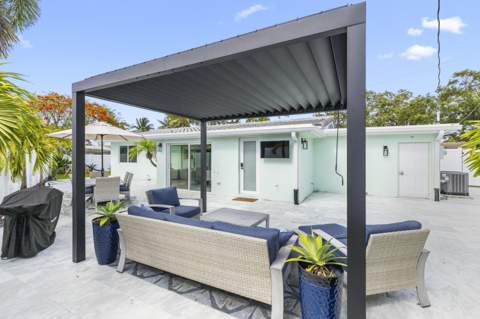 612 SE 10th Avenue, Deerfield Beach FL - photo 20 of 27
