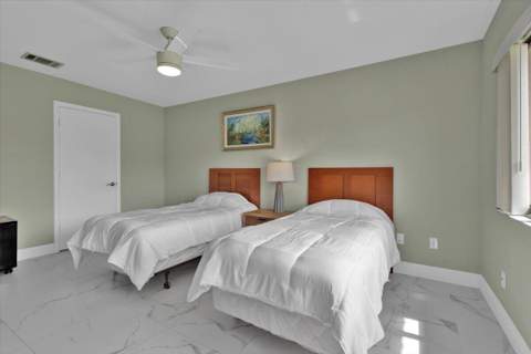 3535 SE Sandpiper Circle, Port St. Lucie FL - photo 22 of 56