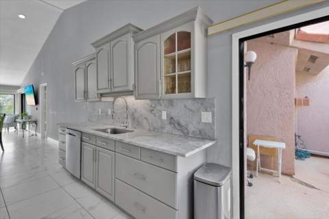 3535 SE Sandpiper Circle, Port St. Lucie FL - photo 17 of 56