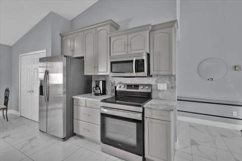 3535 SE Sandpiper Circle, Port St. Lucie FL - photo 19 of 56