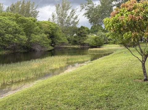 212 Lake Susan Lane, West Palm Beach FL - photo 15 of 44