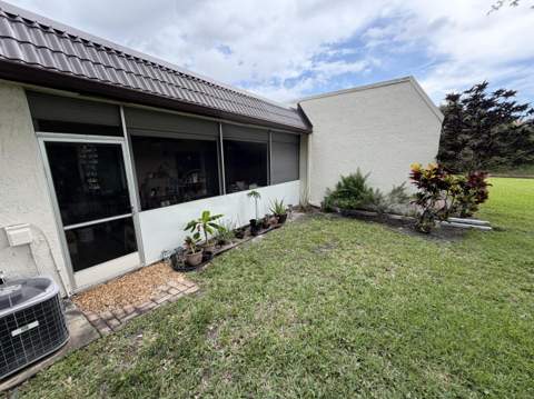 212 Lake Susan Lane, West Palm Beach FL - photo 18 of 44