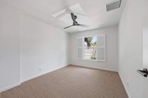 76 Princewood Lane, Palm Beach Gardens FL - photo 13 of 28