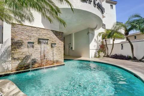 615 Bayshore Drive #402, Fort Lauderdale FL - photo 13 of 108