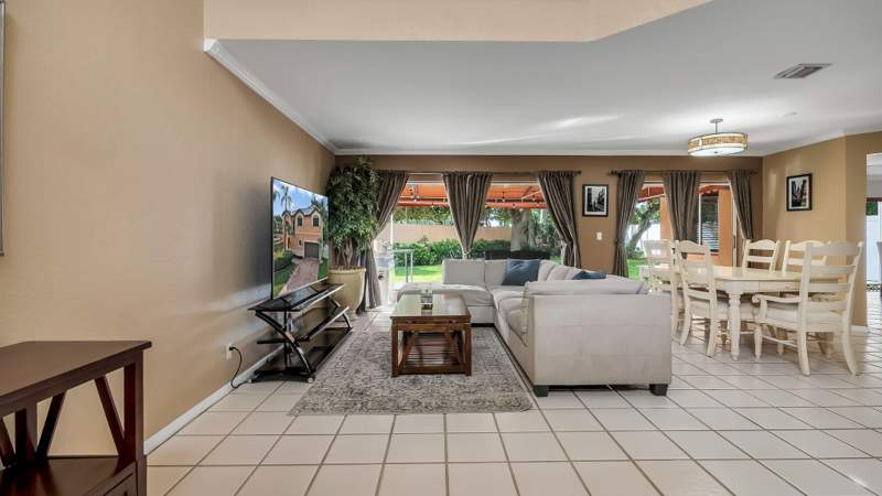 4 bedroom Single Family Residence at 2510 Rampart Way, Rock Creek Phase Two, Hollywood — photo 4