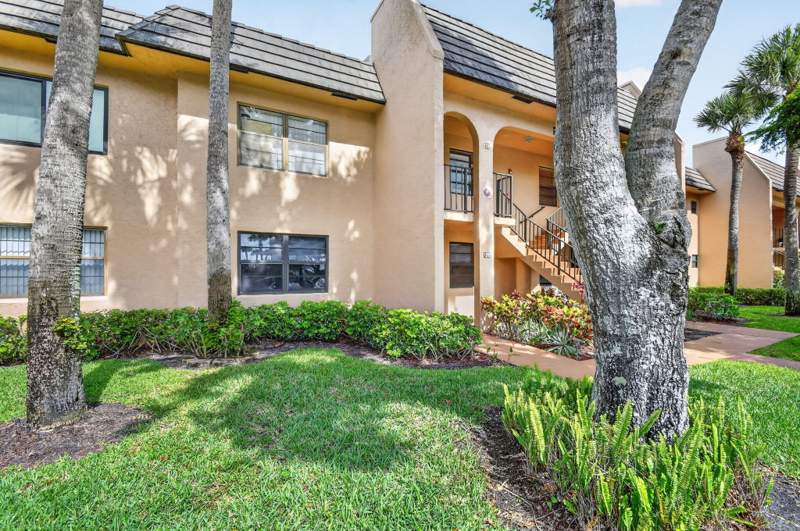 2 bedroom Condominium at 145 Lake Nancy Lane #128, Golden Lakes Village Condo R, West Palm Beach — photo 3