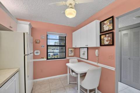 145 Lake Nancy Lane #128, West Palm Beach FL - photo 8 of 54