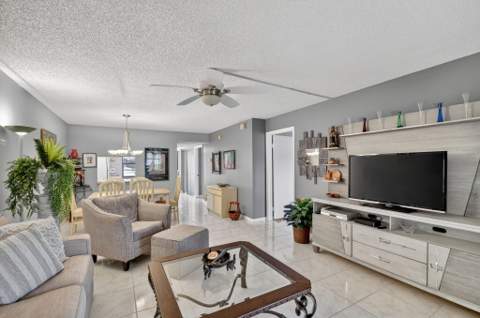 145 Lake Nancy Lane #128, West Palm Beach FL - photo 15 of 54