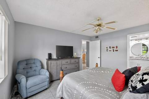 145 Lake Nancy Lane #128, West Palm Beach FL - photo 19 of 54