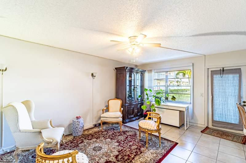 2 bedroom Condominium at 213 Fanshaw F, Fanshaw At Century Village Condo, Boca Raton — photo 4