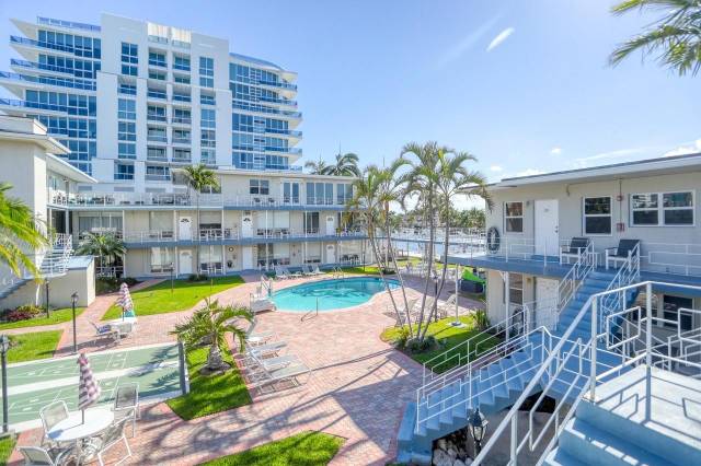 741 Bayshore Drive #32n