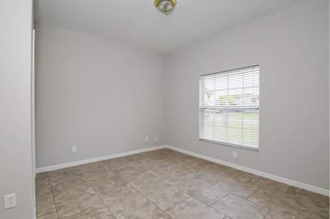 232 SW Aldoro Place, Port St. Lucie FL - photo 20 of 29