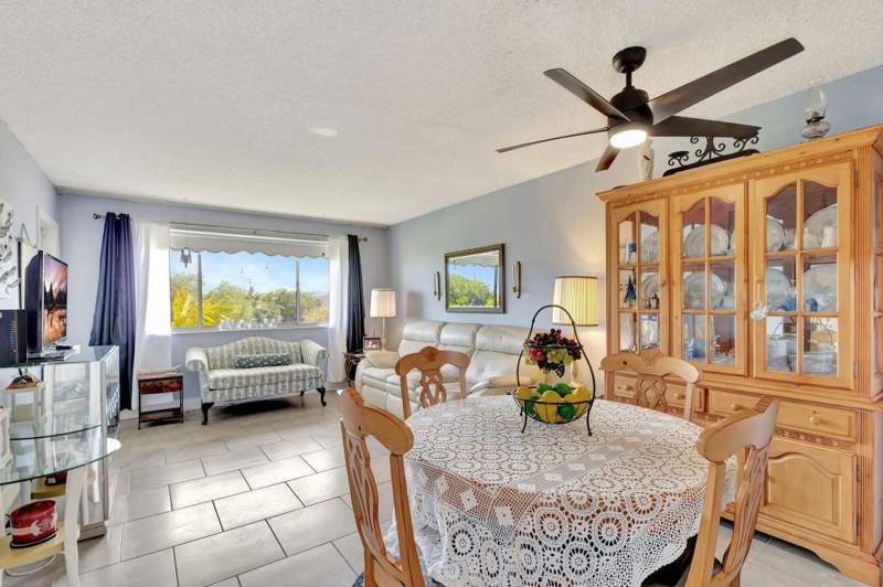 1 bedroom Condominium at 2812 Garden Drive #308, Lake Clarke Gardens Condo 22, Lake Worth Beach — photo 3