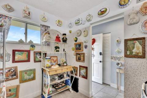 2812 Garden Drive #308, Lake Worth Beach FL - photo 6 of 39