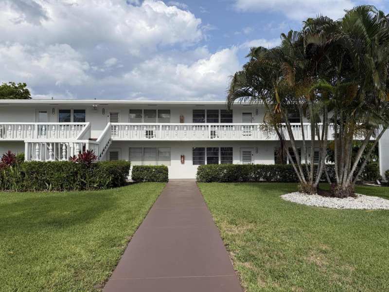 2 bedroom Condominium at 229 E Durham #229, Durham E Condo, Deerfield Beach — photo 1