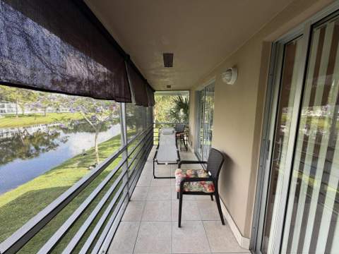 229 E Durham #229, Deerfield Beach FL - photo 9 of 11