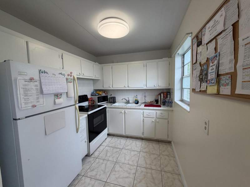 2 bedroom Condominium at 229 E Durham #229, Durham E Condo, Deerfield Beach — photo 2