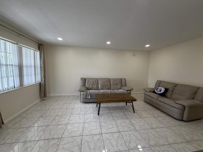 2 bedroom Condominium at 229 E Durham #229, Durham E Condo, Deerfield Beach — photo 4