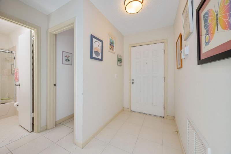 2 bedroom Villa at 22 Ridge Pointe Drive #C, Ridgepointe Woods Villas, Boynton Beach — photo 3