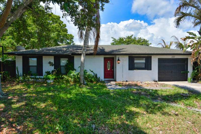 3 bedroom Single Family Residence at 2117 SE East Dunbrooke Circle, Port St Lucie Section 53, Port St. Lucie — photo 1