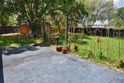 2117 SE East Dunbrooke Circle, Port St. Lucie FL - photo 9 of 40