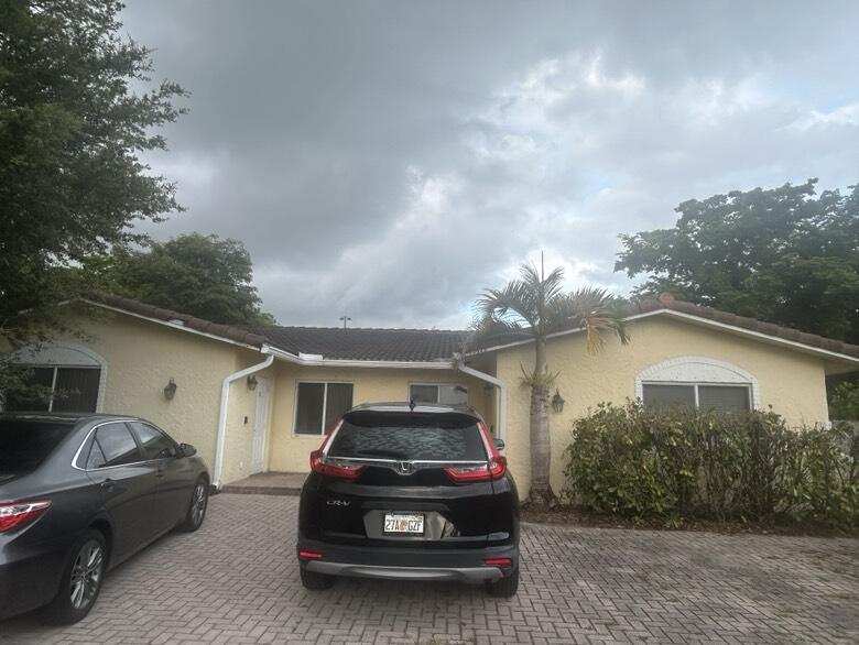 3 bedroom Single Family Residence at 8362 NW 23rd Manor, Forest Hills South, Coral Springs — photo 1