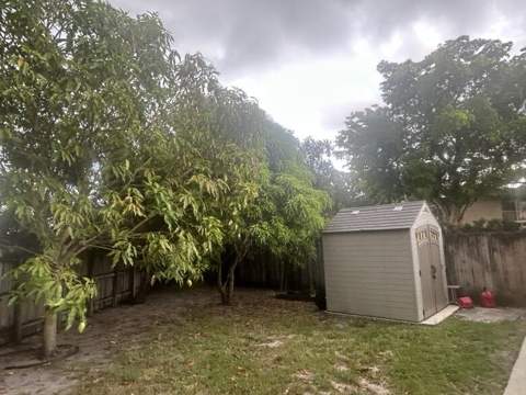 8362 NW 23rd Manor, Coral Springs FL - photo 10 of 36