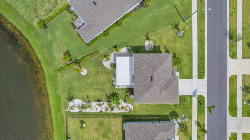 4 bedroom Single Family Residence at 102 Pummelo Place, Avalon Crossing Phase II, Fort Pierce — photo 4