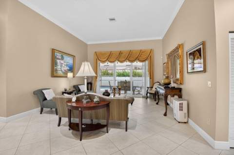2931 NW 25th Way, Boca Raton FL - photo 6 of 49