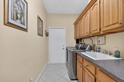 2931 NW 25th Way, Boca Raton FL - photo 13 of 49