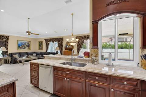 2931 NW 25th Way, Boca Raton FL - photo 23 of 49
