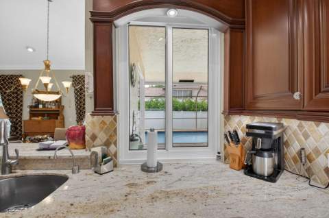 2931 NW 25th Way, Boca Raton FL - photo 24 of 49