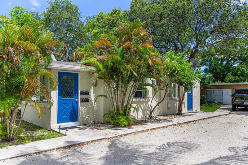 3 bedroom Single Family Residence at 320 SW 21st Street, Lauderdale, Fort Lauderdale — photo 3