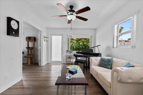 727 Bunker Road, West Palm Beach FL - photo 6 of 22